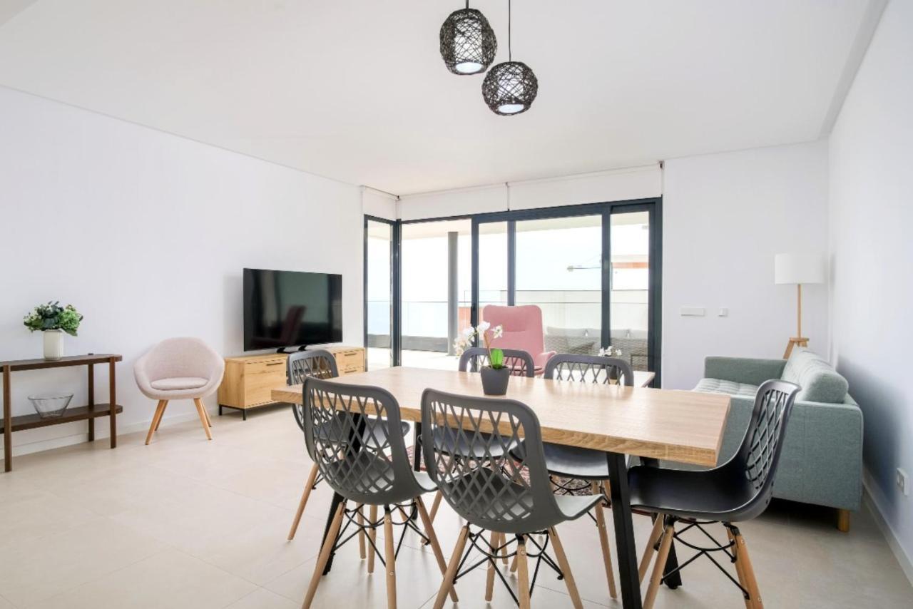 Modern Apartment-Sea View فوينخيرولا المظهر الخارجي الصورة