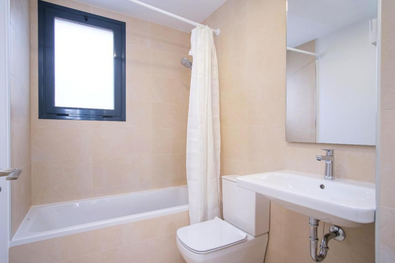 Modern Apartment-Sea View فوينخيرولا المظهر الخارجي الصورة