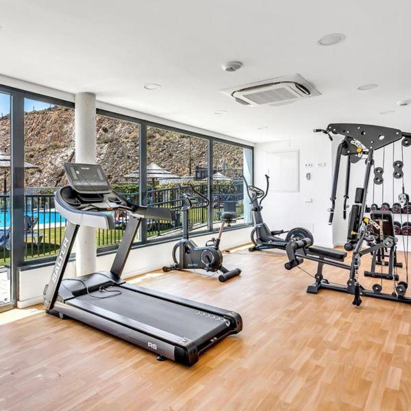 Modern Apartment-Sea View فوينخيرولا المظهر الخارجي الصورة